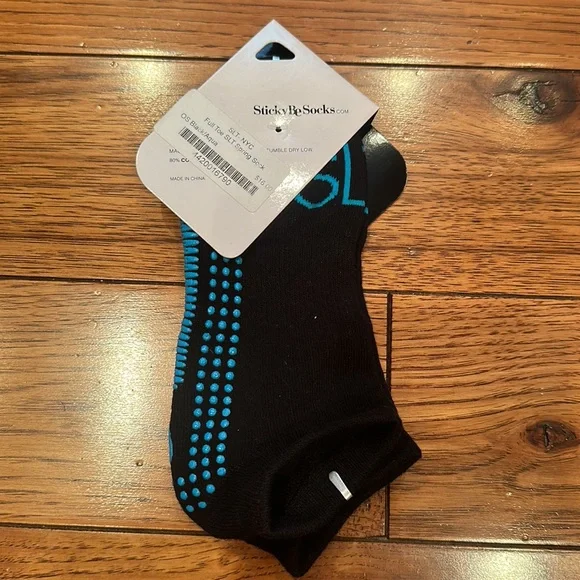 Grip Socks - Picture 2 of 3